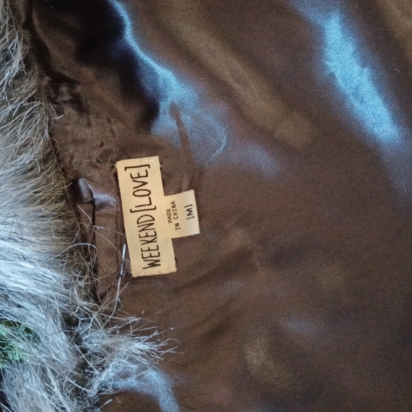 🎄🎁🎀👜PRICE DROP TODAY ONLY 🎀NWT BEAUTIFUL VEST - Picture 6 of 8